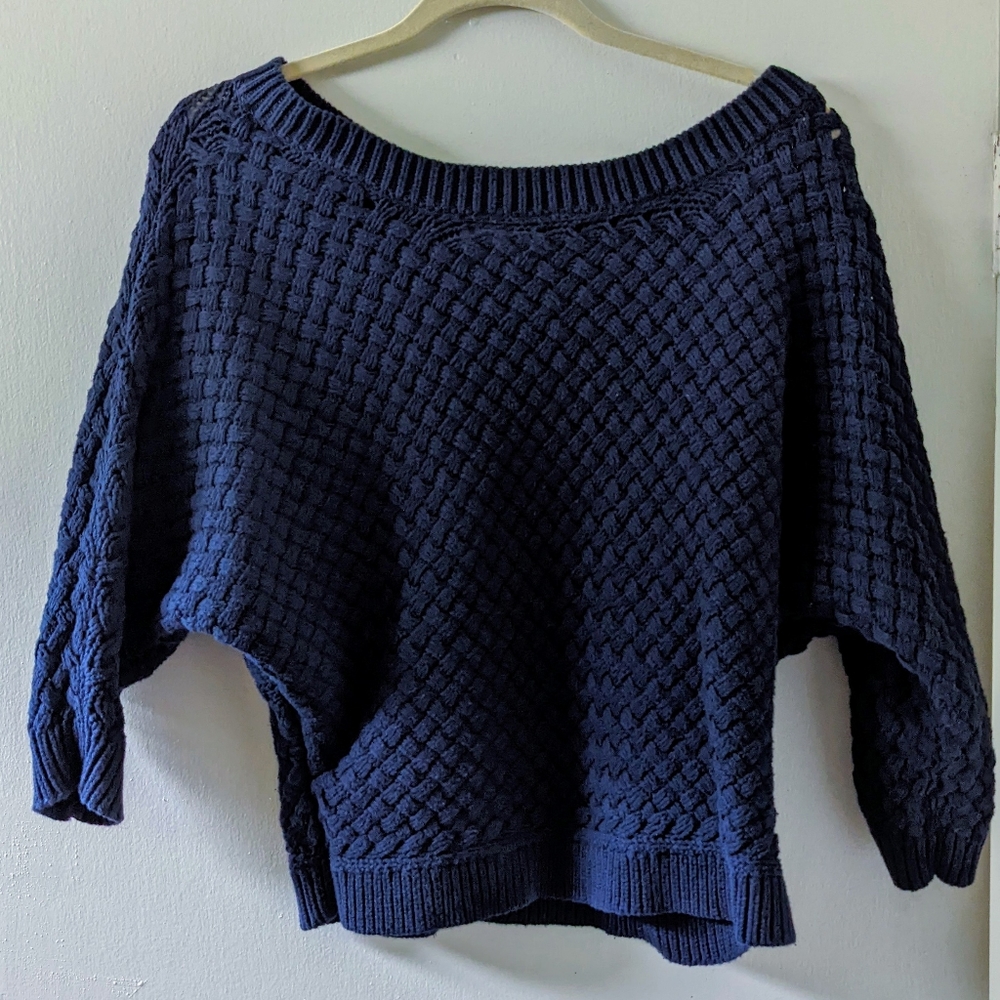 Old Navy cropped knit sweater